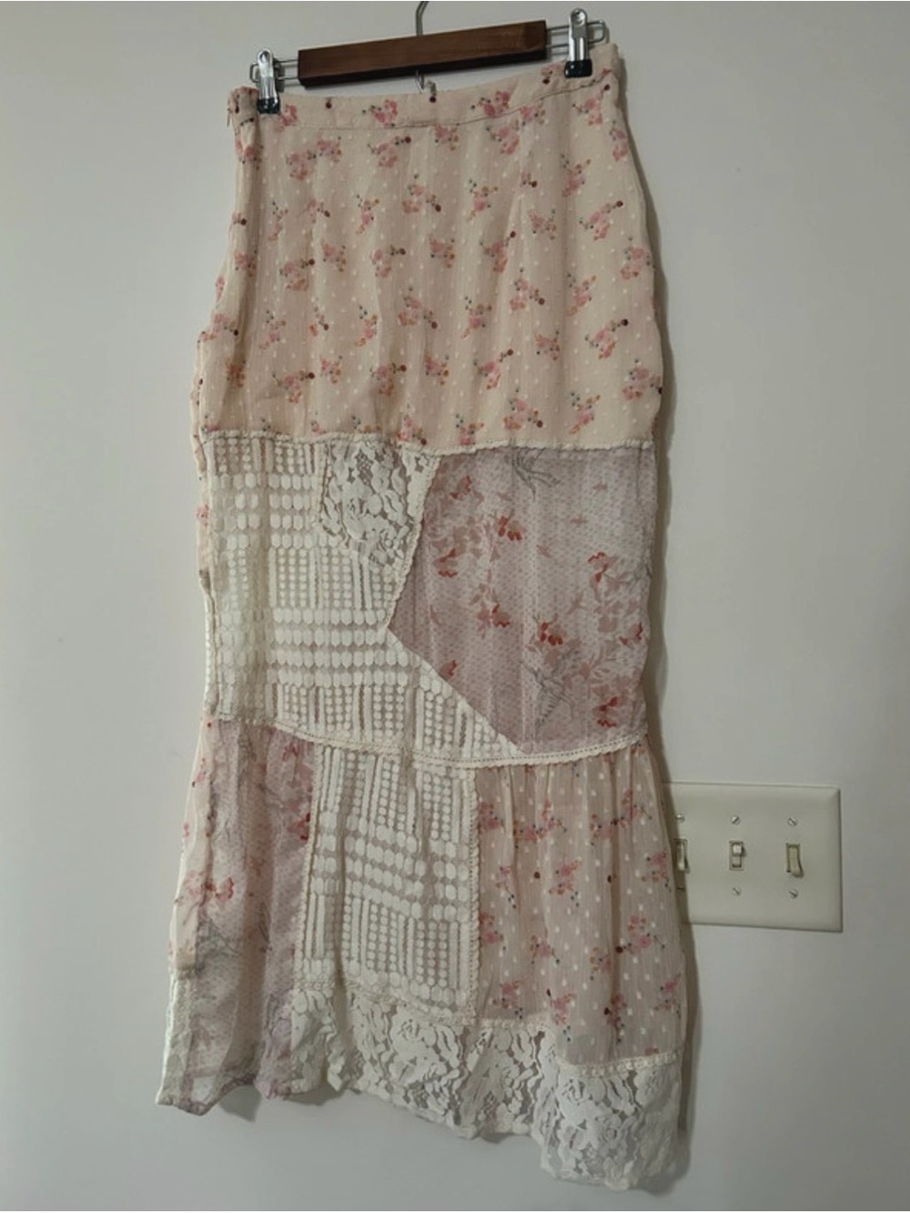 Free People Daniella Maxi Skirt Sheer Floral Soft Pink NWT sz M - Picture 2 of 8